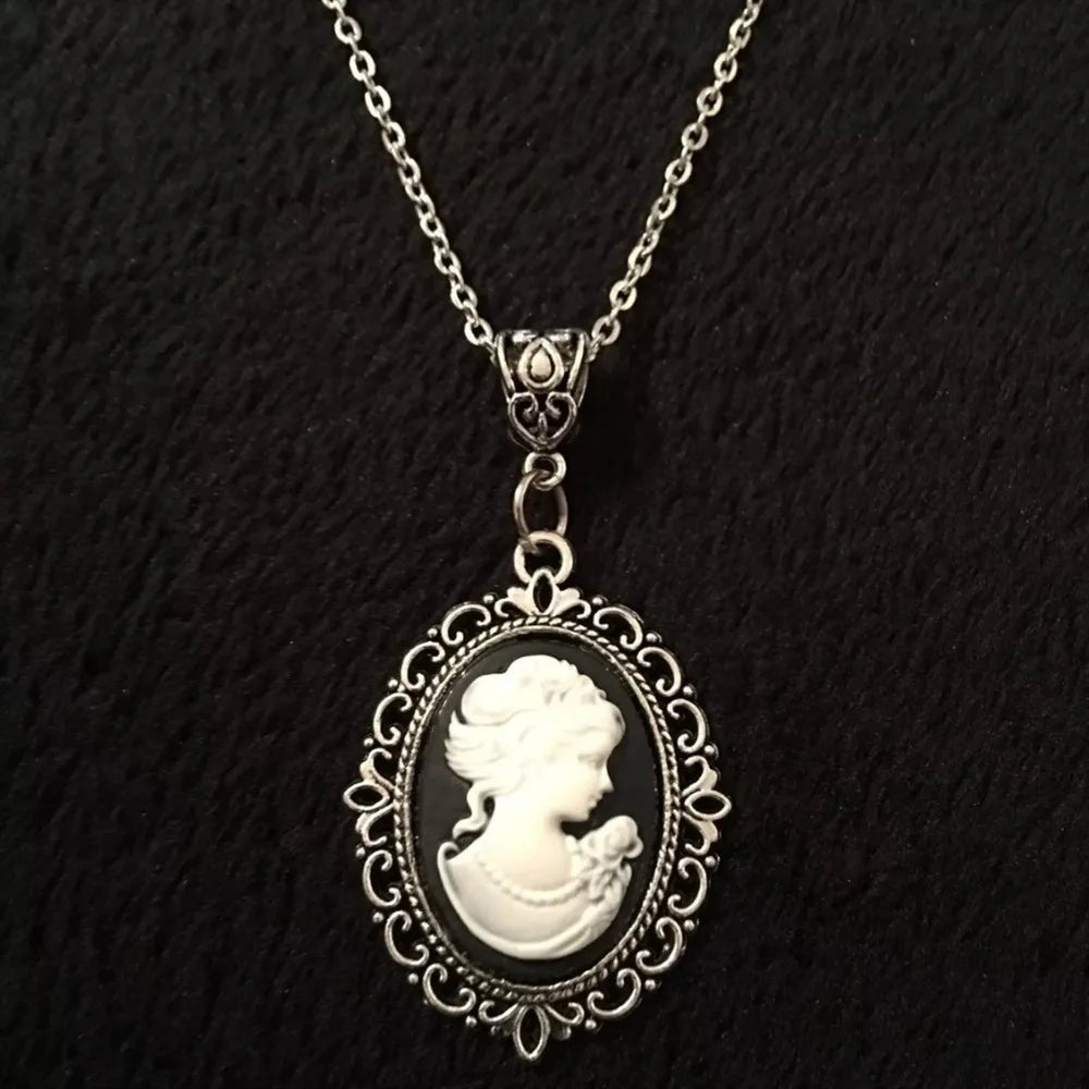 Vintage Cameo Necklace
