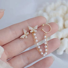Load image into Gallery viewer, Pearl Butterfly Earrings (Removable Cuff)