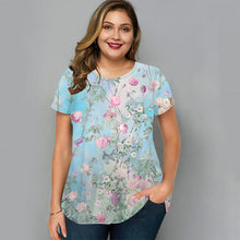 Load image into Gallery viewer, Plus Size Women&#39;s Flower Short Sleeve Tee