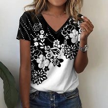 Load image into Gallery viewer, Summer T-shirt Floral Print Short Sleeve Tops Casual Everyday Plus Size