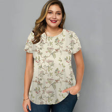 Load image into Gallery viewer, Plus Size Women&#39;s Flower Short Sleeve Tee